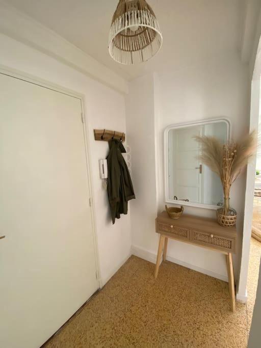 Apartamento Beau T3 Proche Base Navale Et Ecoles Superieures Tolón Exterior foto